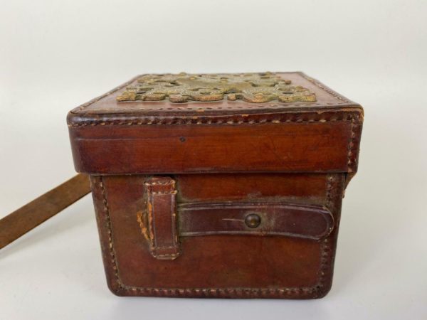 Victorian Leather Compass Carrying Case - Image 5