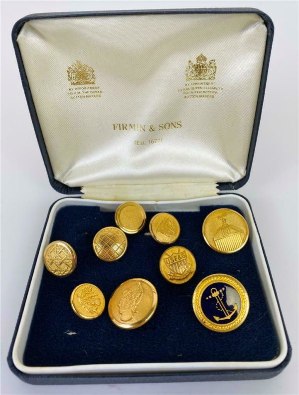 9 Holland & Sherry Brass Buttons - Image 2