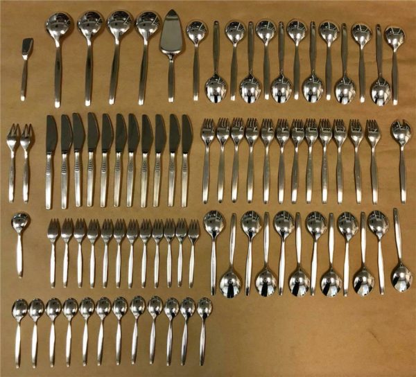 82pc Burberg Silver Plate Flatware - Image 3